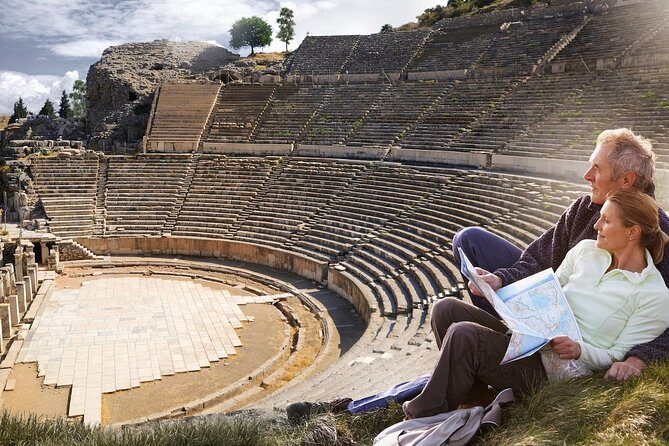 A Day as a Turk: Authentic Turkish Experience in Kusadasi - A day that mixes Ottoman Kusadasi, Hamam, and Ephesus
