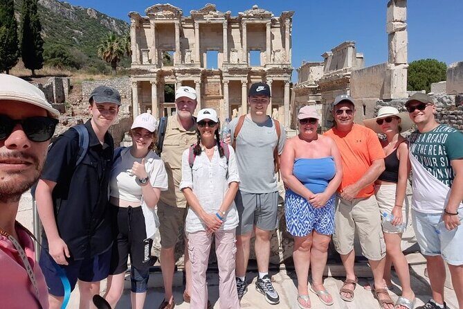 ALL INCLUSIVE: PRIVATE Ephesus, Mary's House, Artemis with LUNCH - Selcuk Lunch at the Carpet Village Stop: More Than Just a Meal