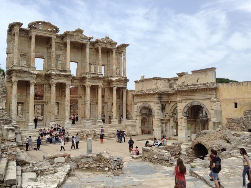 All Inclusive Private Ephesus & Mary's House Tour with LUNCH - Lunch break at a local restaurant: Fuel that keeps the day human