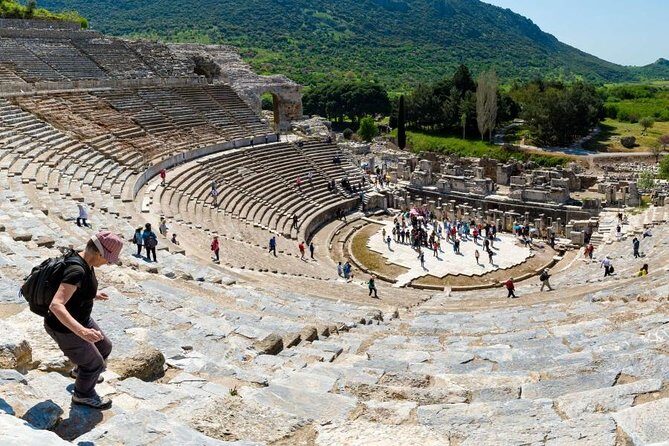 Best of Ephesus Tour for Cruisers (skip the line) - Meeting your guide at the Kusadasi port (and staying stress-free)