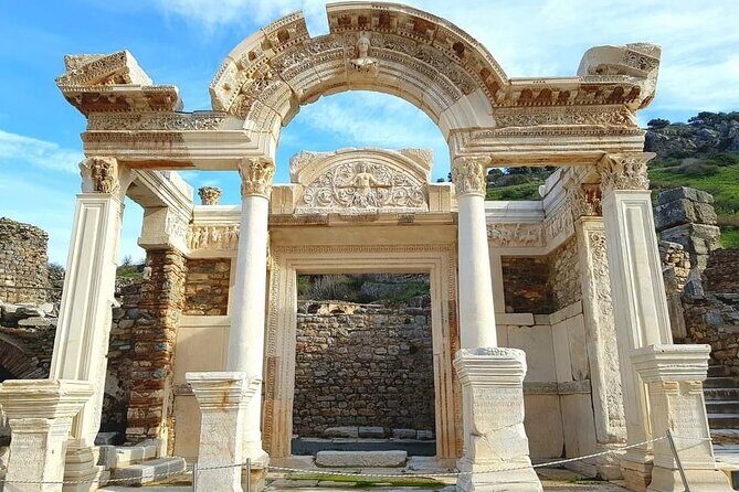 BEST SELLER EPHESUS TOUR FOR CRUISERS Skip Line and OnTime Return - Who This Tour Fits Best (And Who Should Rethink)