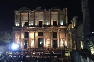Biblical Ephesus with Bible Oriented Guide & Lunch NO HIDDEN FEES - Ephesus Ancient City: the “main highlights” stop done right