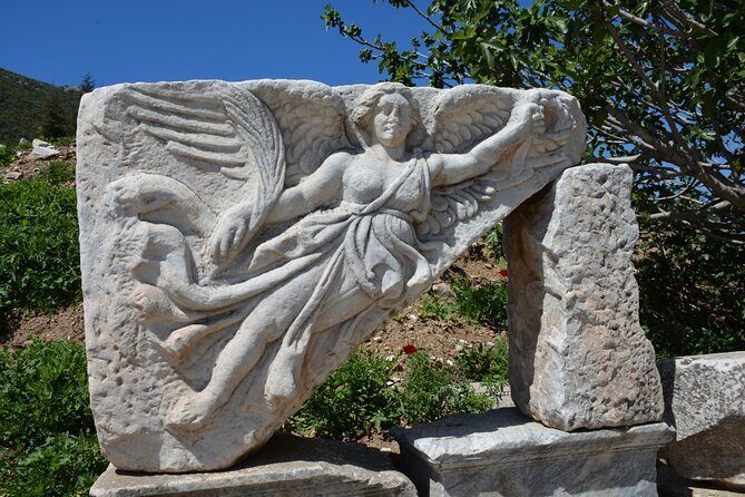 Ephesus and Virgin Mary House Private Tour with Lunch and Pickup - Stop 3: Terrace Houses for mosaics and elite household life