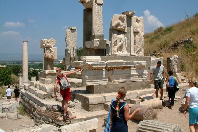 Ephesus : Express Entry From Kusadasi Port - Private luxury minivan pickup from Kusadasi Port