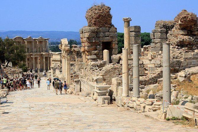 Ephesus Highlights Tour for Cruisers from Kuşadası Port - Port pickup in Kuşadası: meeting your guide fast