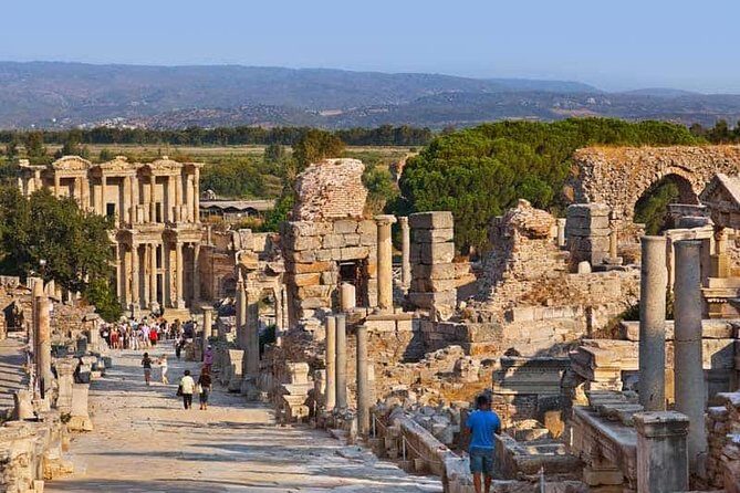 Ephesus Highlights Tour for Cruisers from Kuşadası Port - Meryemana (House of the Virgin Mary): the emotional center near Selçuk