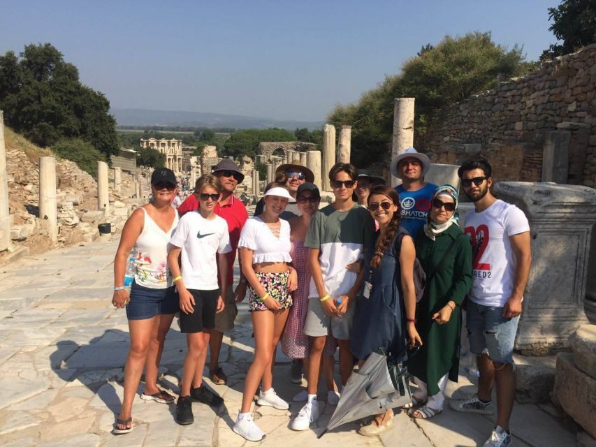 Ephesus: Mary's House Private & Group Tour with Ticket+Lunch - Private vs group tour: who should choose which