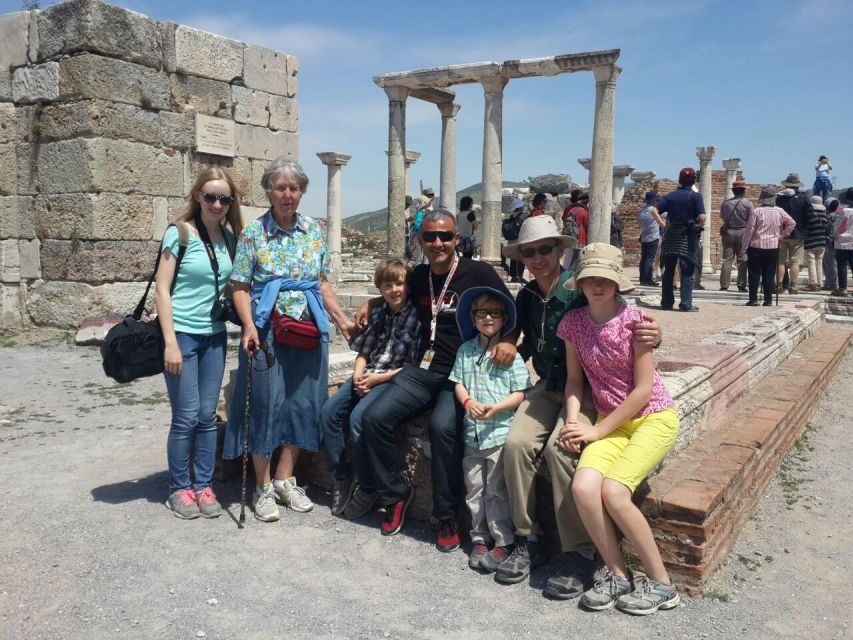 Ephesus: Private Full-Day Tour From Kusadası - Temple of Hadrian: the monument that sets the tone