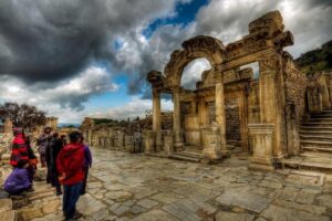 Ephesus Shared Tour for Cruise Passengers from Kusadasi Port - Meeting at 8:30 and rolling out in an air-conditioned minivan