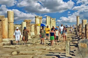 Ephesus Small Group Tour From Kusadasi - Selcuk - Stop 4: Isa Bey Mosque—1374 to 1375, and a quick architectural pause