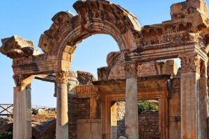 Ephesus Tour with House of Virgin Mary - Meryemana (House of the Virgin Mary): when the pace softens
