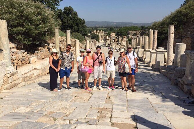 FOR CRUISERS Ephesus and Sirince Tour with Village Wine Tasting - Lunch-style snacks and what’s actually included