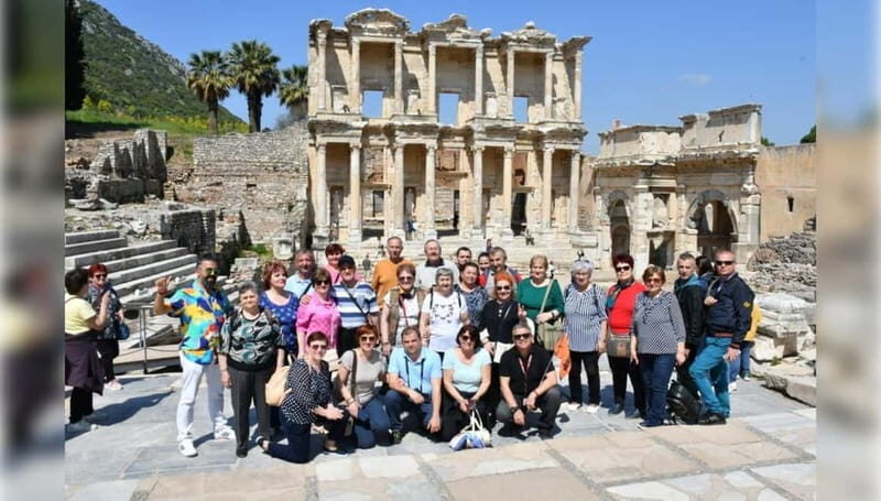 From Kusadasi: Ephesus Highlights Tour for Cruise Customers - Selçuk lunch and shopping: where the day gets easier