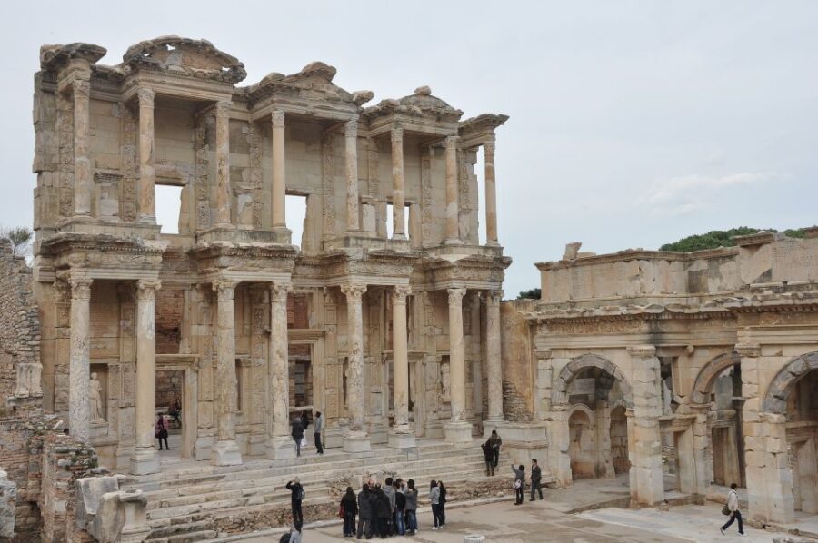 From Kusadasi/Selcuk: Highlights of Ephesus Small Group Tour - Kusadasi vs Selçuk Pick-Up: How the Day Starts Smoothly