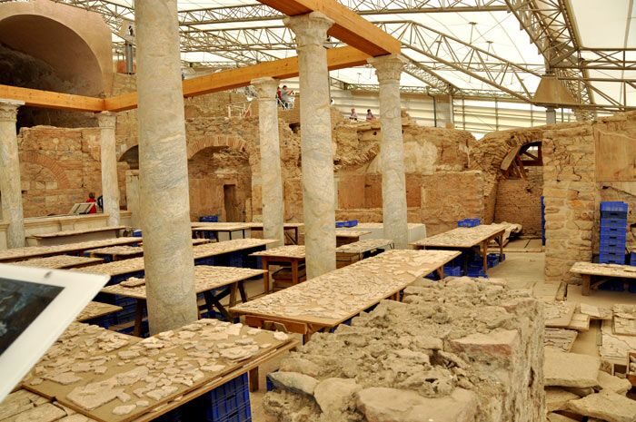 Full-Day Ephesus & Terrace Houses Tour - Entry Fees Included - Library of Celsus and Temple of Hadrian: Roman Pride in Stone
