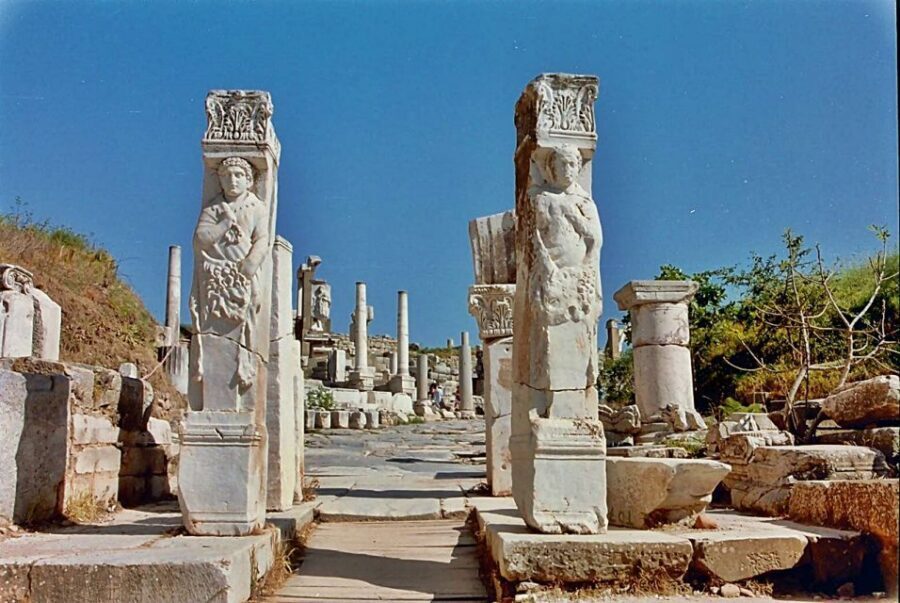 Kusadasi: Ephesus Small Group Tour - Lunch break and the timing that keeps the day from dragging