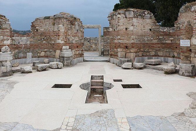 Kusadasi Shore Excursion: Private Tour to Ephesus including Basilica of St John and Temple of Artemis - Basilica of St John: Justinian’s Footprint in Ruins
