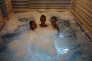 Kusadasi Traditional Turkish Bath Hamam Experience - Steam, scrub, and the foam massage: the main event