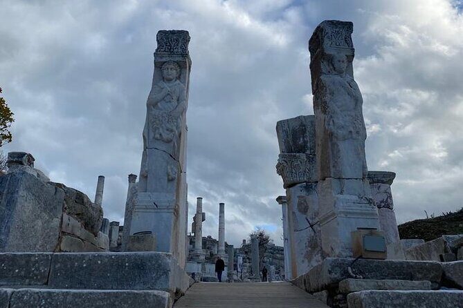 LESS Walking Tour : Private Ephesus, House of Virgin Mary, Temple - Temple of Artemis: A Short Stop With a Big Name