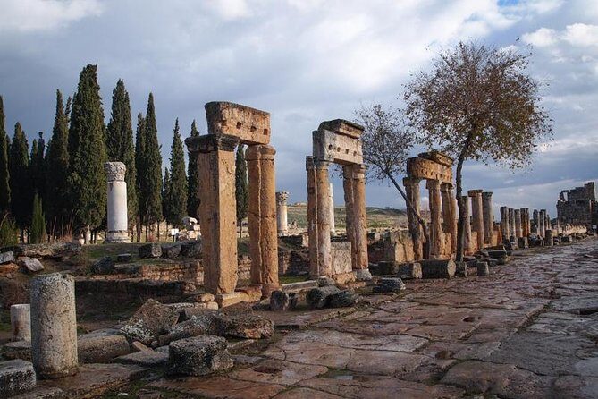 Pamukkale Small Group Tour From Kusadasi or Selcuk - Stop 2: Pamukkale Thermal Pools and the calcium terraces (your main event)