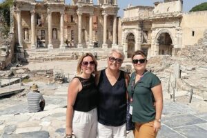 Private Best of Ephesus Tour from Ege(Kusadasi) Cruiseport - Meeting Your Guide and Staying On Schedule at 6:00 am