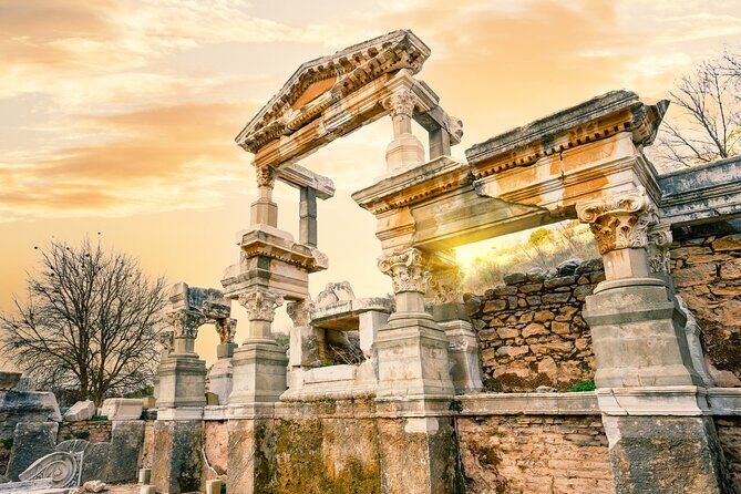 Private Ephesus and Sirince Village Tour from Kusadasi Port/Lunch - Price and logistics: what you’re really paying for
