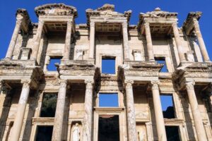 Private EPHESUS Full & Half Tours with Traditional lunch included - Ephesus ruins: reading the city from Magnesia Gate to the harbor