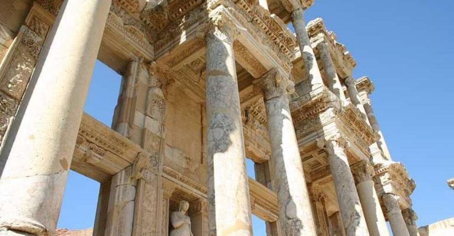 Private Ephesus, Terrace Houses & Sirince Village Tour - Entering Ephesus: Artemis Temple, Odeon, and Celsus Library in order