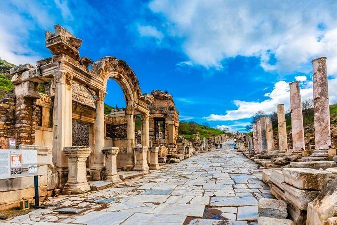 Private Ephesus &The Mary's House Tour for Cruisers(skip theline) - Lunch and Air-Conditioned Transport: The Real Comfort Value