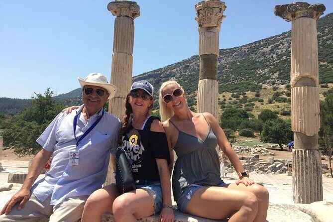 Private Virgin Mary House and Turkish Bath Tour with Pickup - Pickup and the 5-Hour Rhythm in Kuşadası