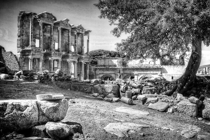 Shore Excursion 1 or 2 Day Private Tour from Kusadasi Port for Ephesus-Pergamon - Price and Value: What $400 Gets You for Up to 8 People