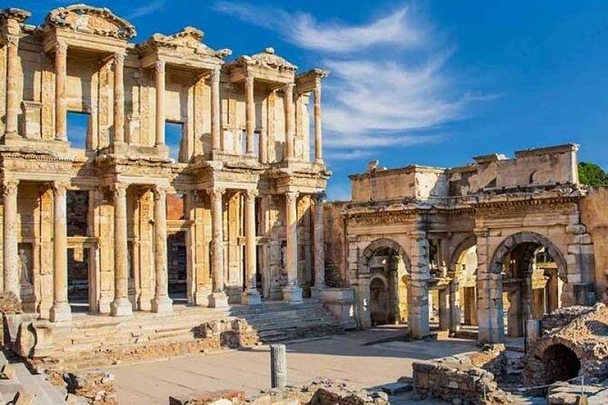 SKIP-THE-LINE: 4 Hours Ephesus Tour ONLY FOR CRUISERS from PORT - Ride to Ephesus: the drive briefing that makes ruins make sense