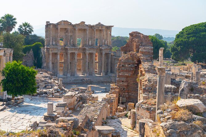 SKIP-THE-LINE: Group or Private Ephesus & Artemis Tour with LUNCH - House of the Virgin Mary: short, simple, and easy to respect