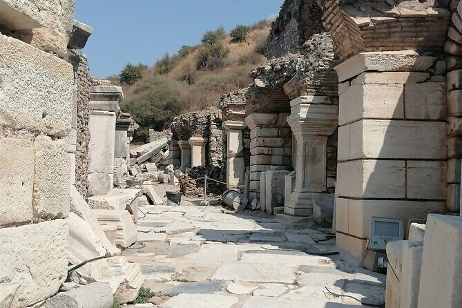 Small Group(MAX 12)EPHESUS&HOUSE OF VIRGIN MARRY TOUR FORCRUISERS - Small-Group Comfort: Air-Conditioned Transfers and Private Driver