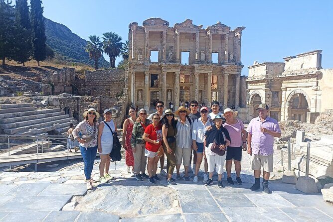 Small Group(MAX 12)EPHESUS&HOUSE OF VIRGIN MARRY TOUR FORCRUISERS - Meryemana (House of the Virgin Mary): Calm Time With a Spiritual Landmark