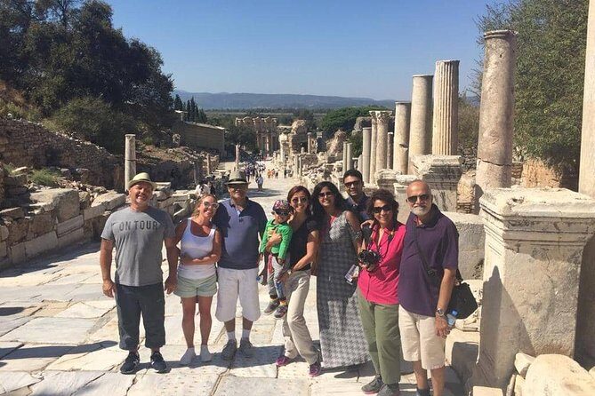 Top-Rated: Ephesus & Artemis Tour for Cruisers WITH ENTRY TICKETS - Local Lunch: Fuel That Keeps the Day Comfortable